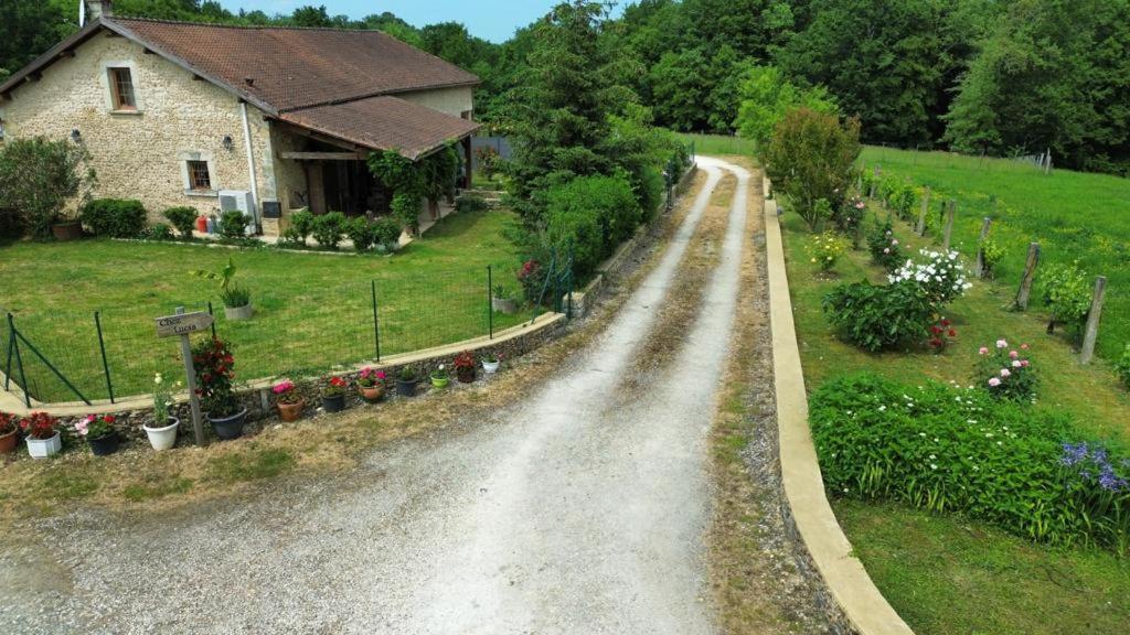 Chez Lucia A 15Min De Perigueux A 6Km Autoroute A89 Apartman Eglise-Neuve-de-Vergt Kültér fotó