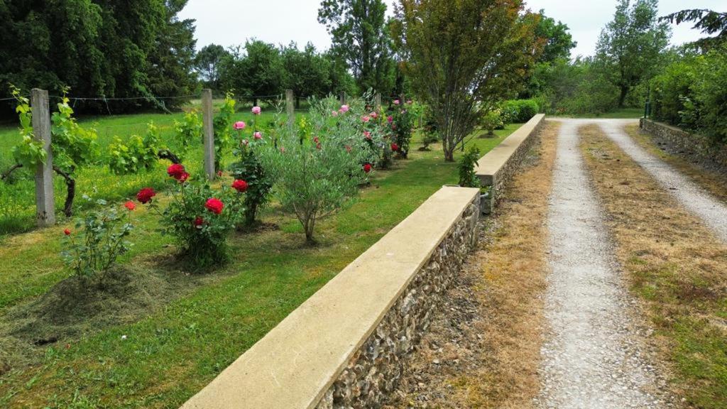 Chez Lucia A 15Min De Perigueux A 6Km Autoroute A89 Apartman Eglise-Neuve-de-Vergt Kültér fotó