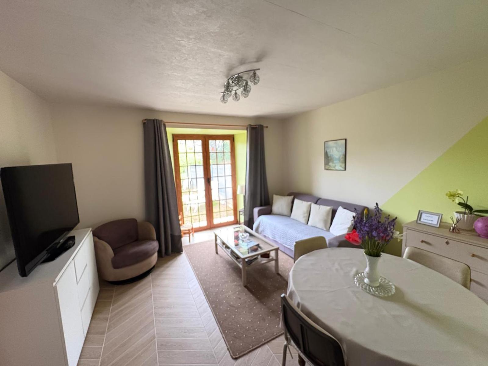 Chez Lucia A 15Min De Perigueux A 6Km Autoroute A89 Apartman Eglise-Neuve-de-Vergt Kültér fotó