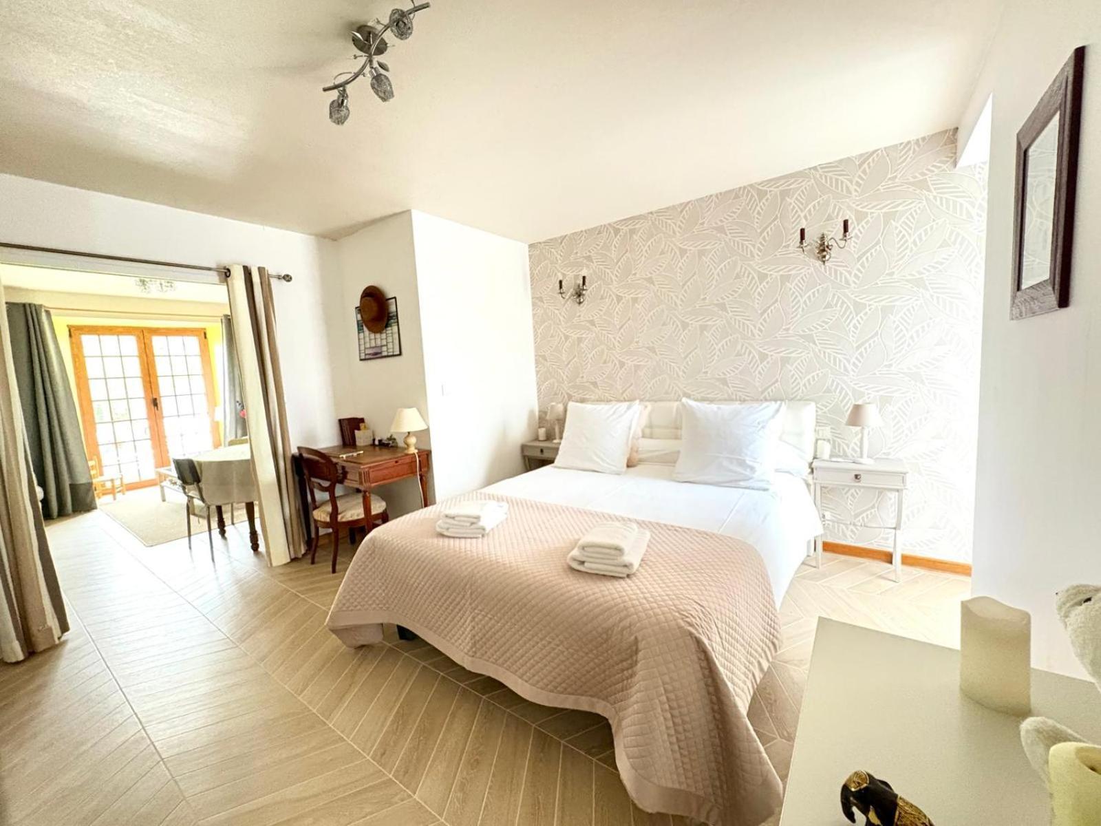 Chez Lucia A 15Min De Perigueux A 6Km Autoroute A89 Apartman Eglise-Neuve-de-Vergt Kültér fotó