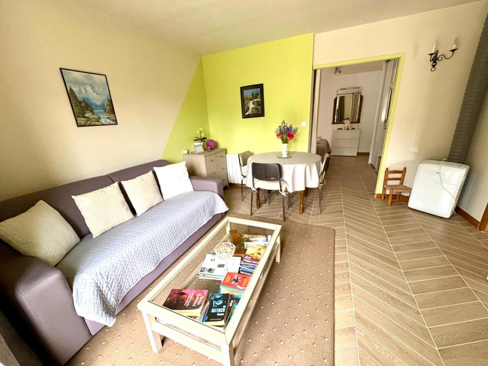 Chez Lucia A 15Min De Perigueux A 6Km Autoroute A89 Apartman Eglise-Neuve-de-Vergt Kültér fotó